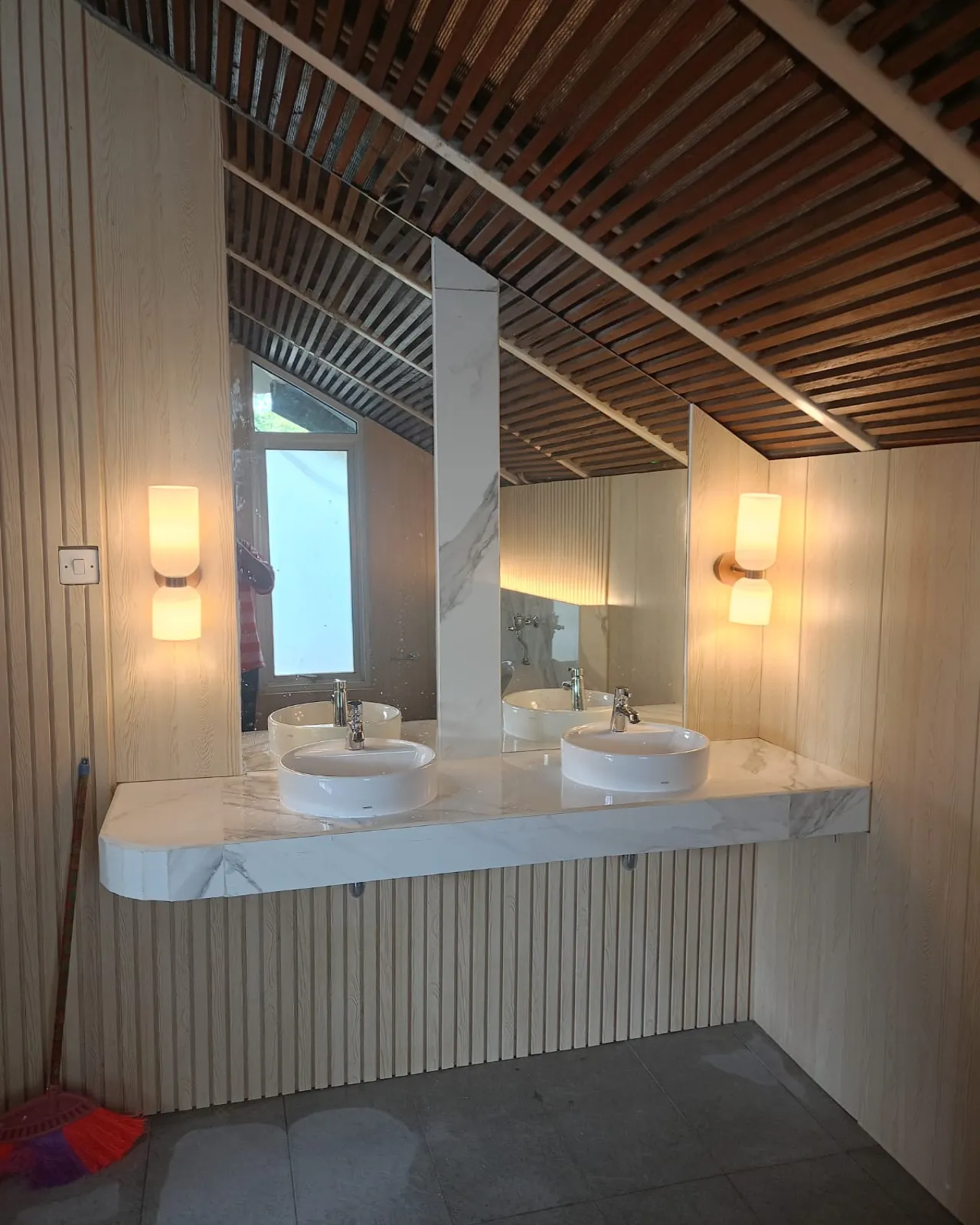 Renovasi Kamar Mandi